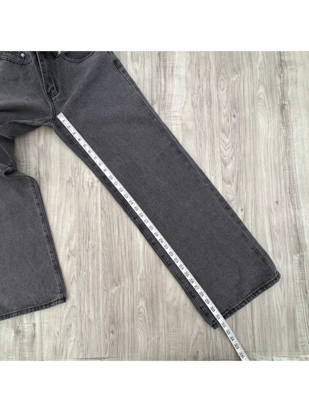Edikted Petite Raelynn Washed Low Rise Jeans - Picture 6 of 9